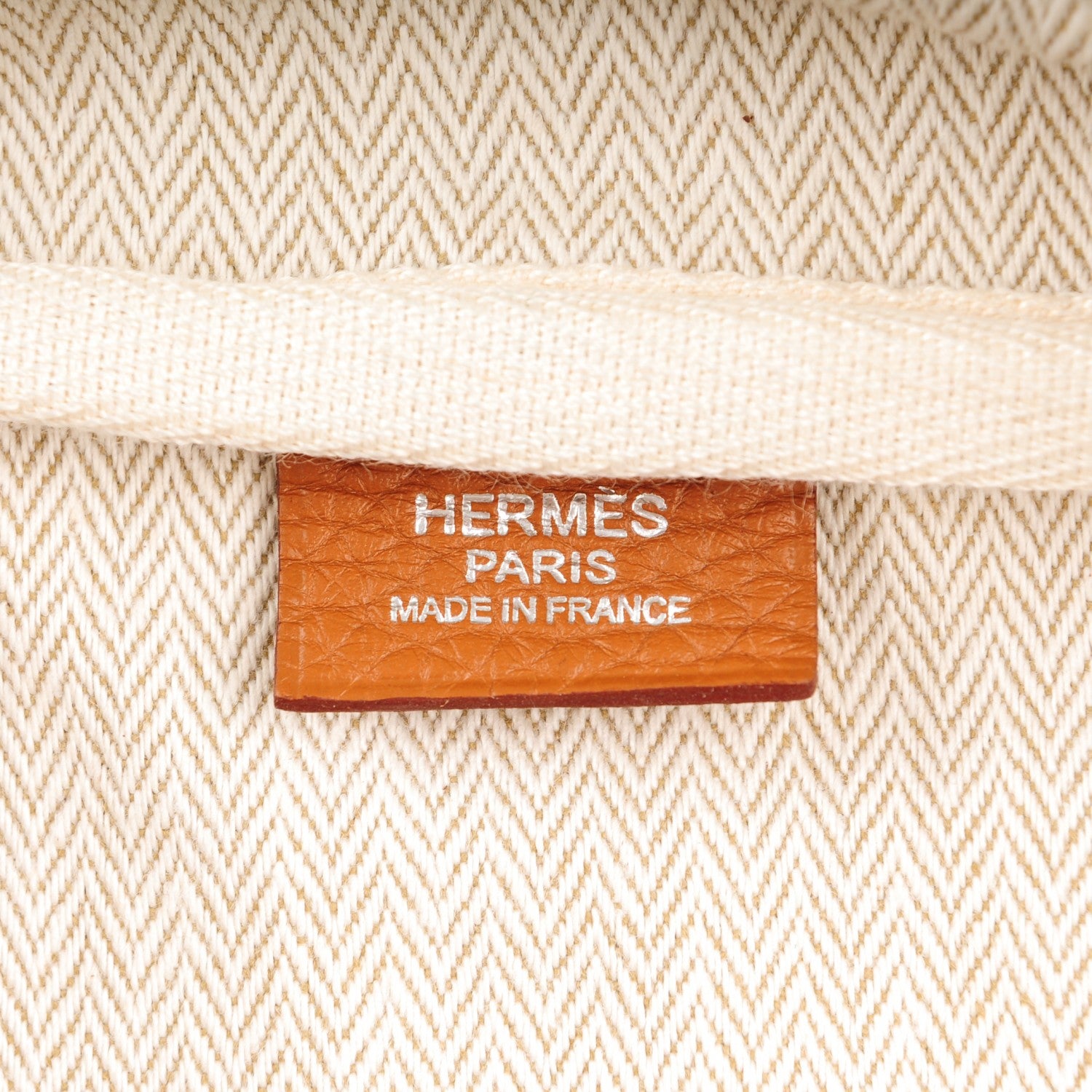 Hermes Taurillon Clemence Victoria II 35 Gold 6 of 7