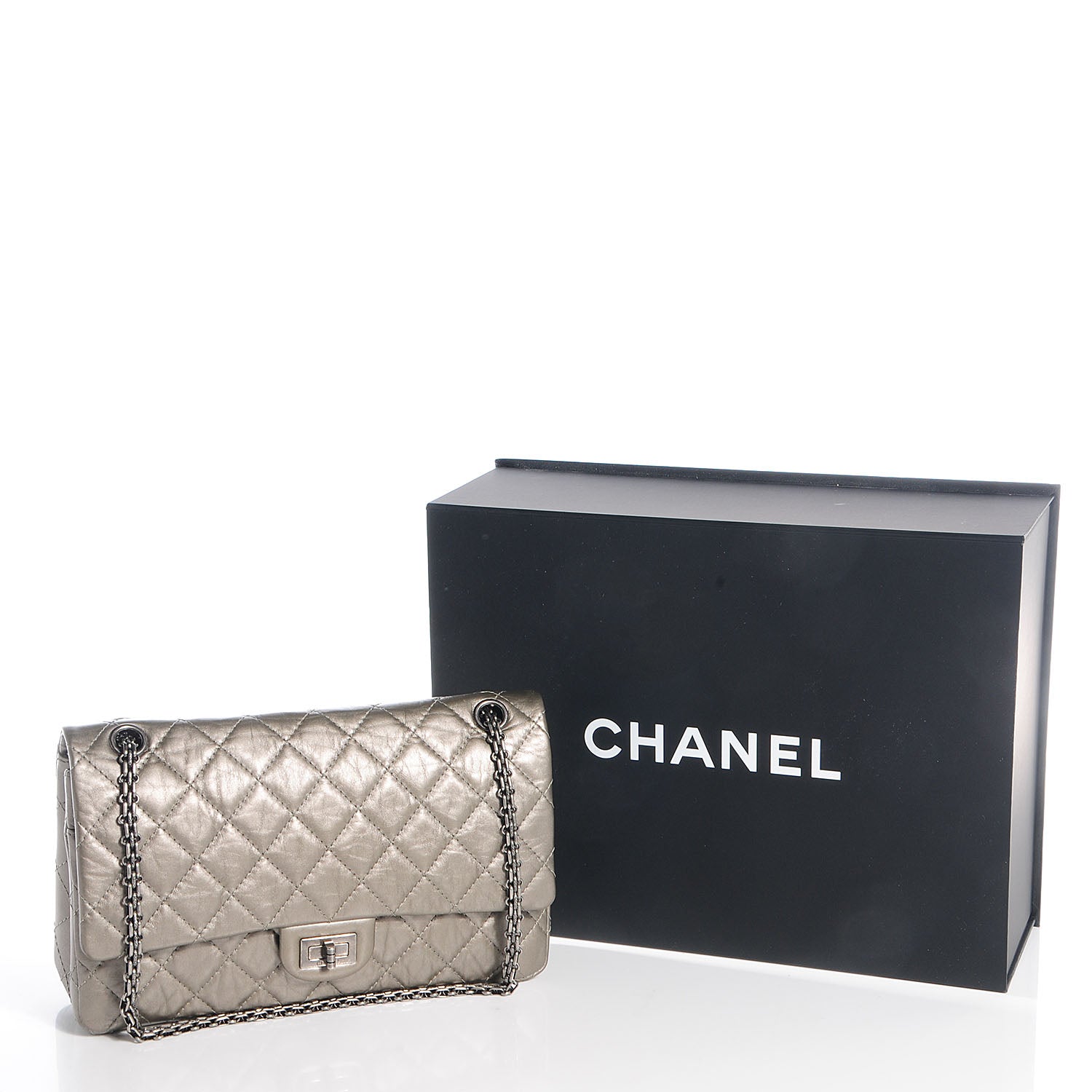 Chanel Aged Calfskin 2.55 Reissue 226 Flap Metallic Light Gold 5 of 9