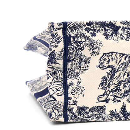 Christian Dior Canvas Embroidered Medium Dioriviera Toile De Jouy Book Tote Blue 8 of 10