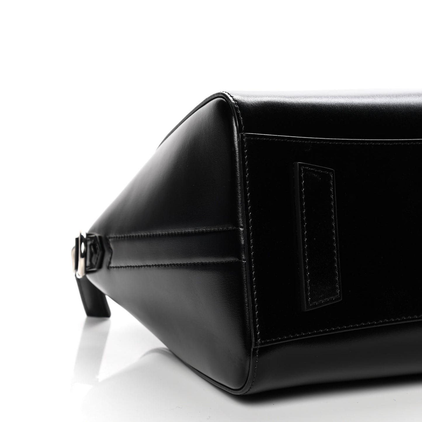 Shiny Lord Calfskin Small Antigona Black
