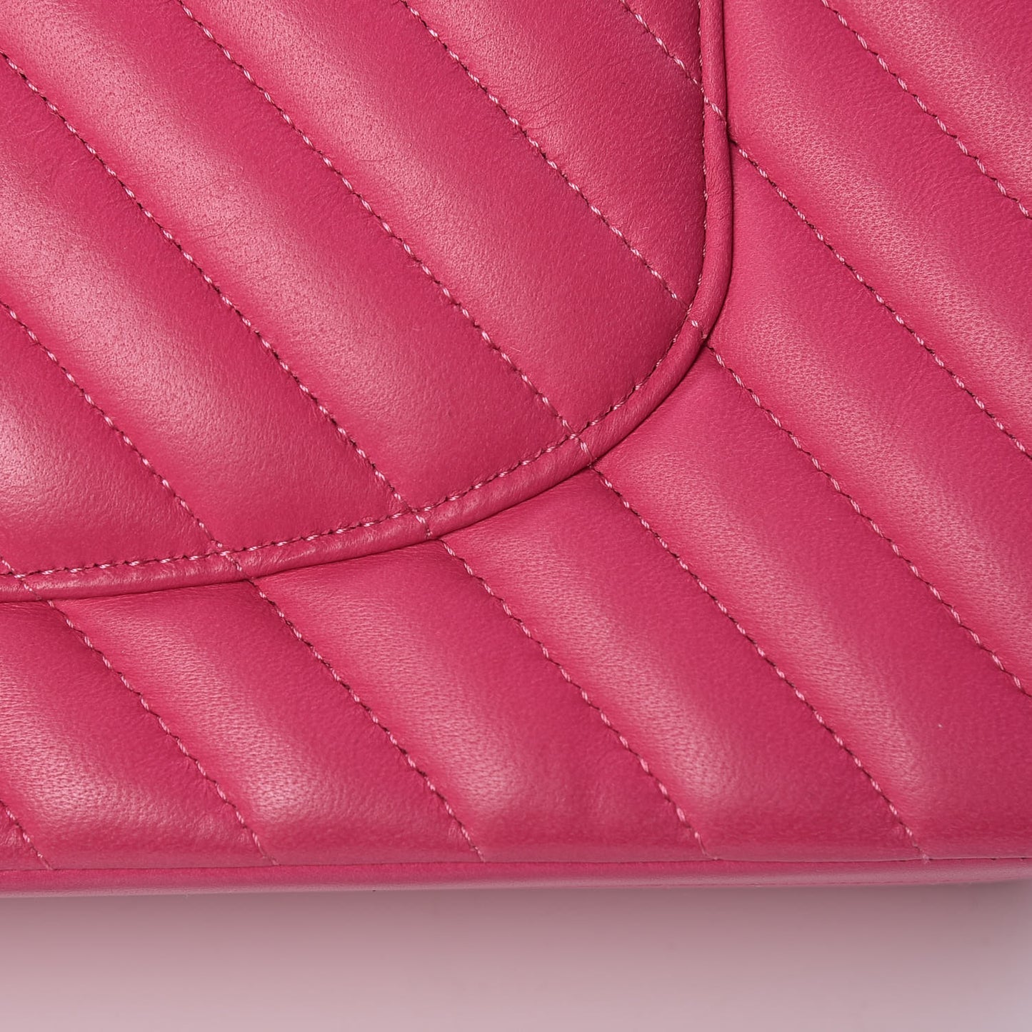 Lambskin Chevron Quilted Medium Double Flap Pink