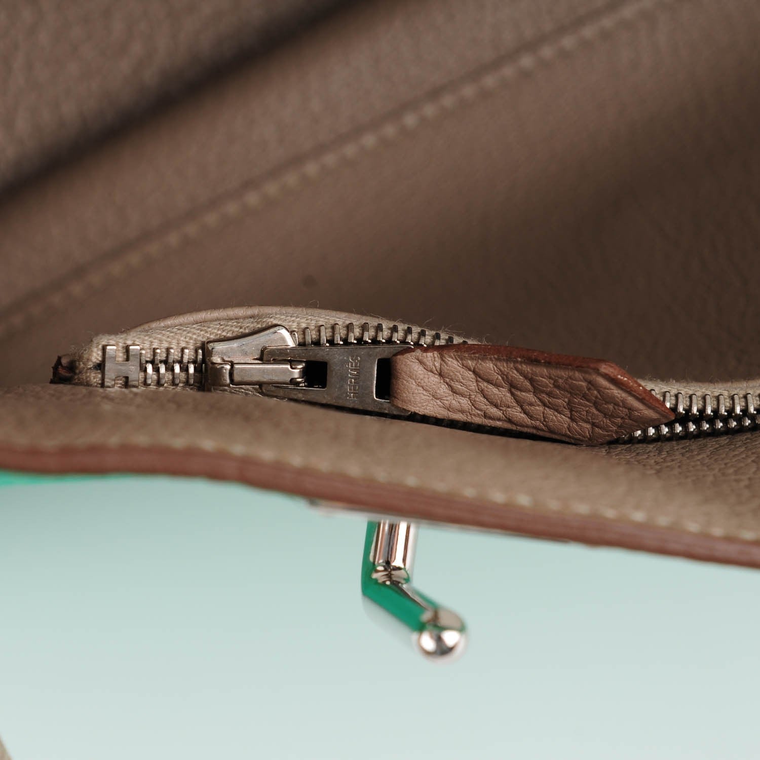 Hermes Taurillon Clemence Eclat Jypsiere 34 Menthe Etoupe 8 of 17