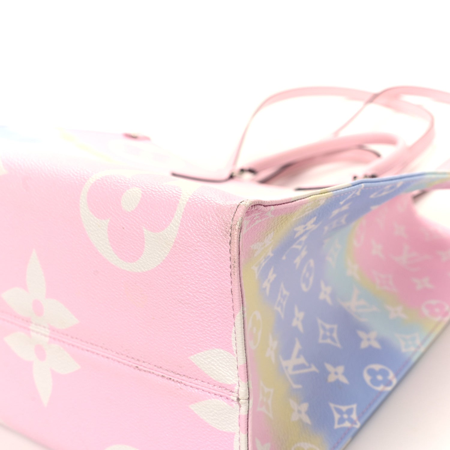 Louis Vuitton Monogram Escale Onthego GM Pastel 11 of 11