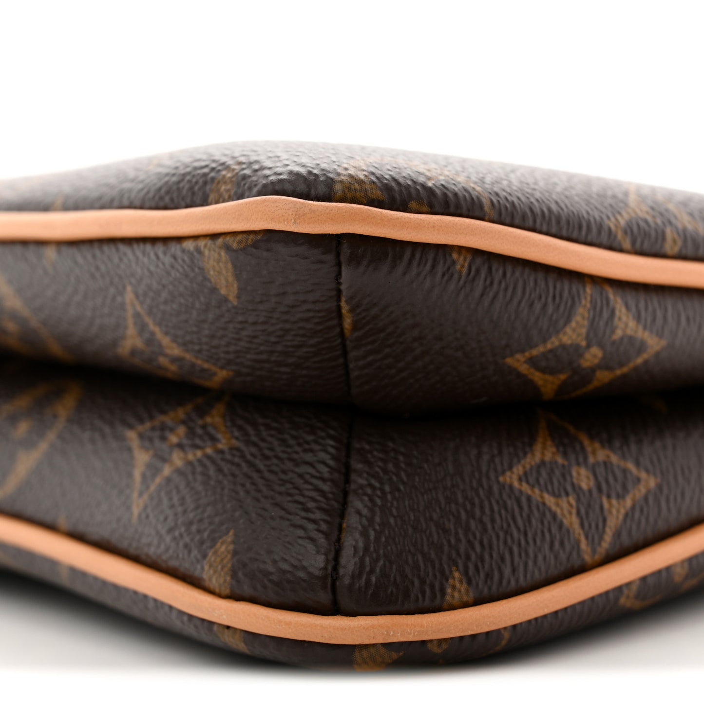 Monogram Liv Pochette