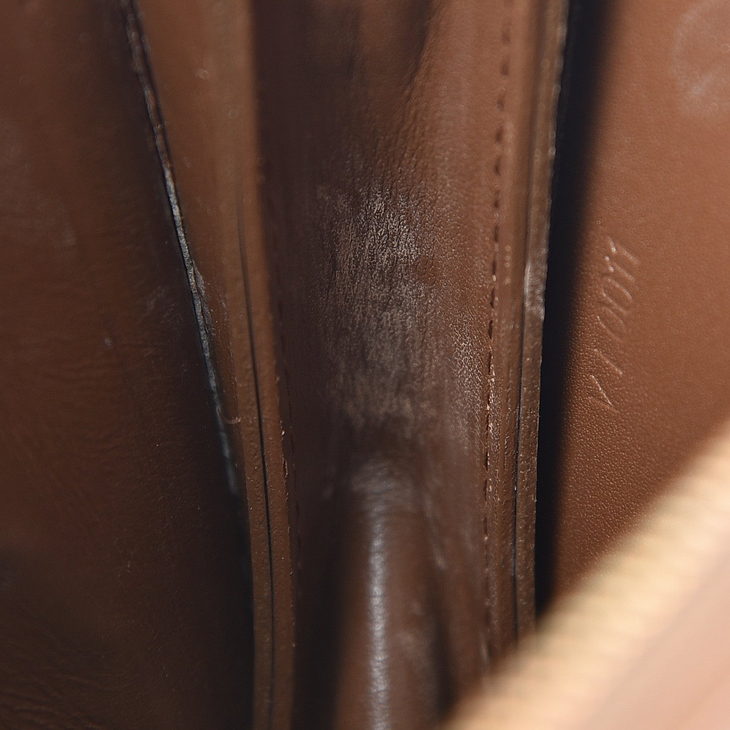 Louis Vuitton Vernis Lexington Pochette Bronze 14 of 15