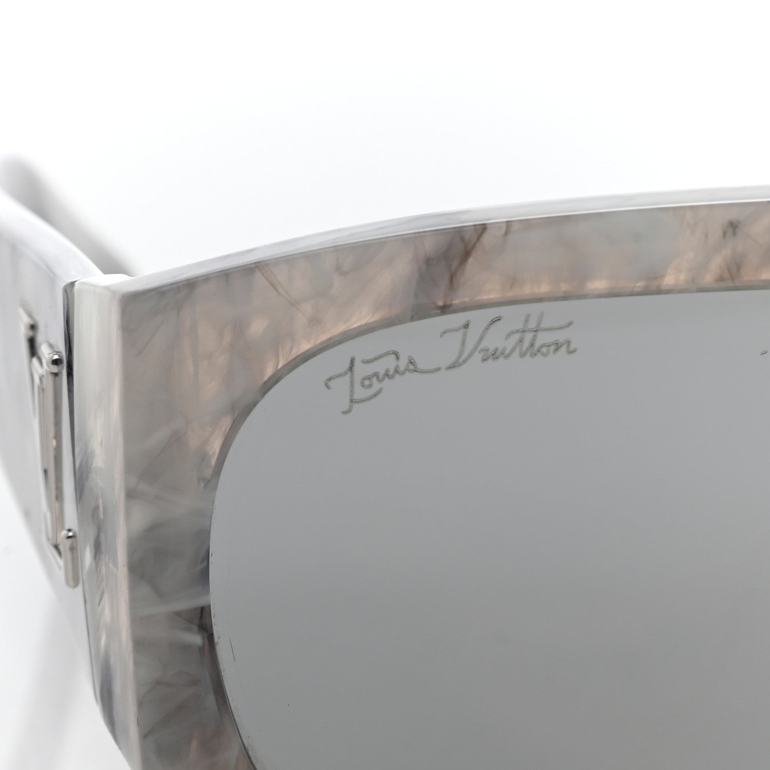 Louis Vuitton Acetate Selby Sunglasses Z1248E White Marble 7 of 7