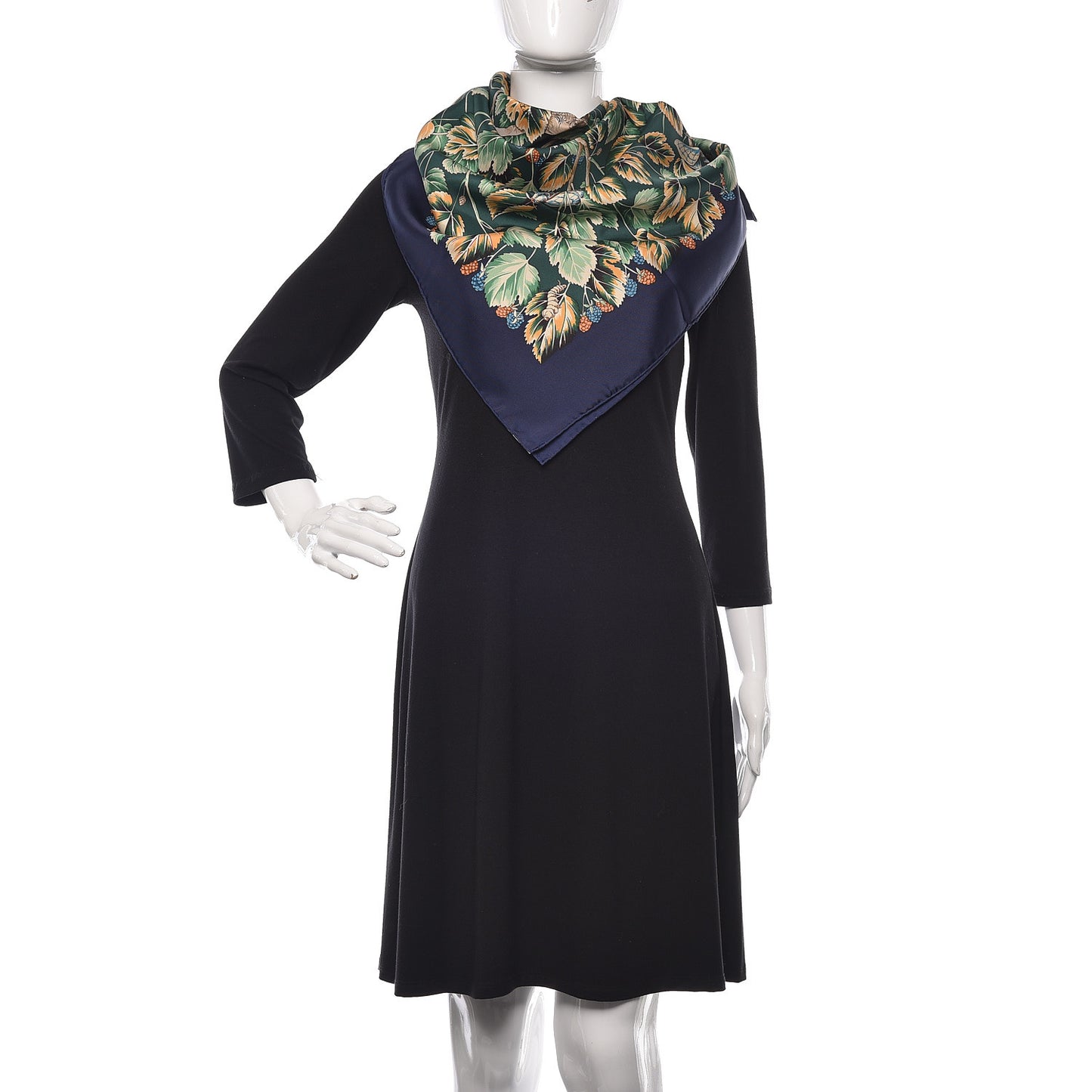Silk L'Arbre de Soie Scarf 90