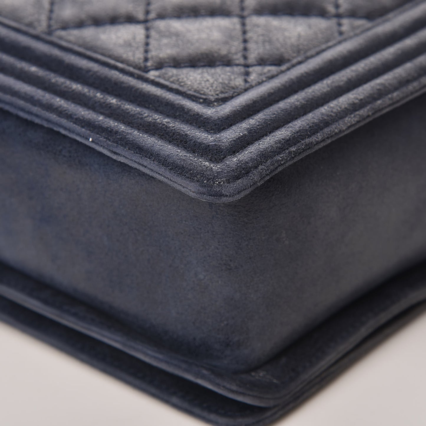 Goatskin Quilted Medium Gentle Boy Flap Navy Blue