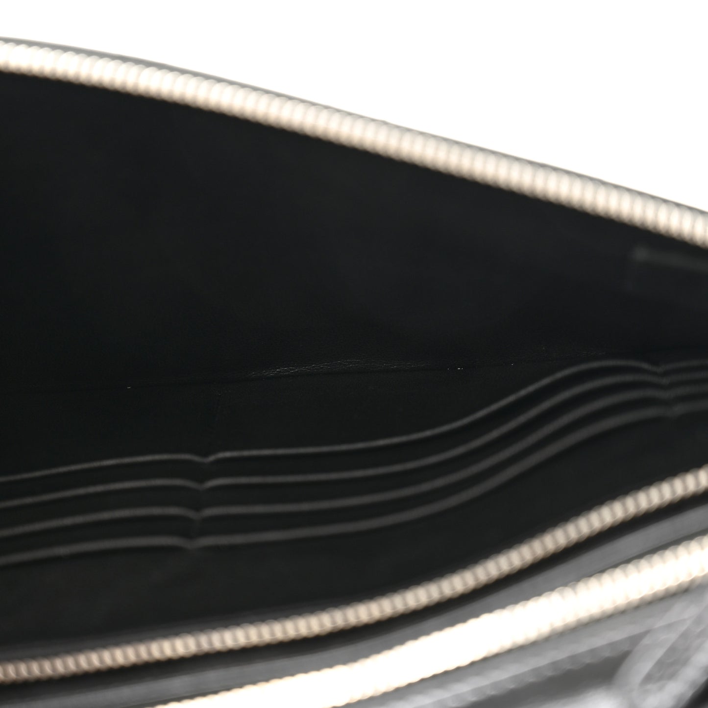 Shiny Crumpled Calfskin Large 31 Pouch Black