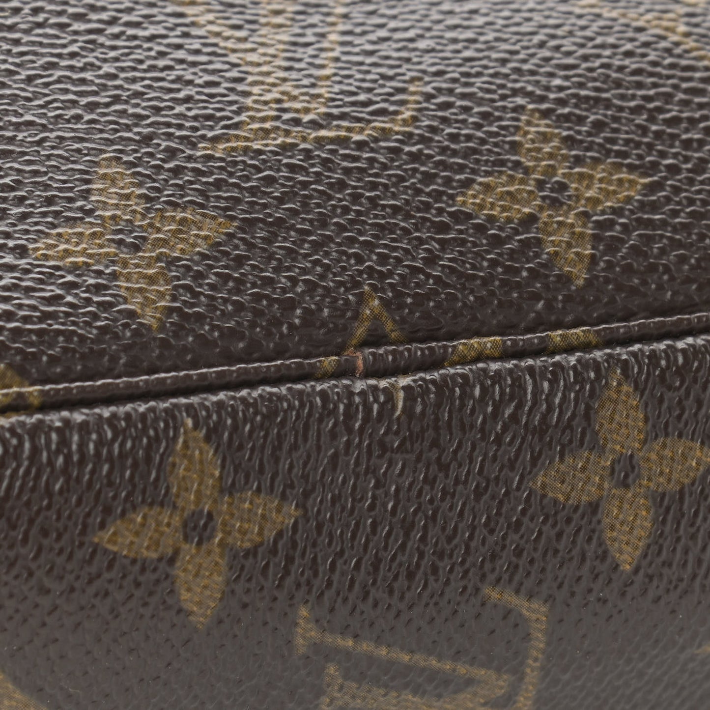 Monogram Trousse Toilette 23