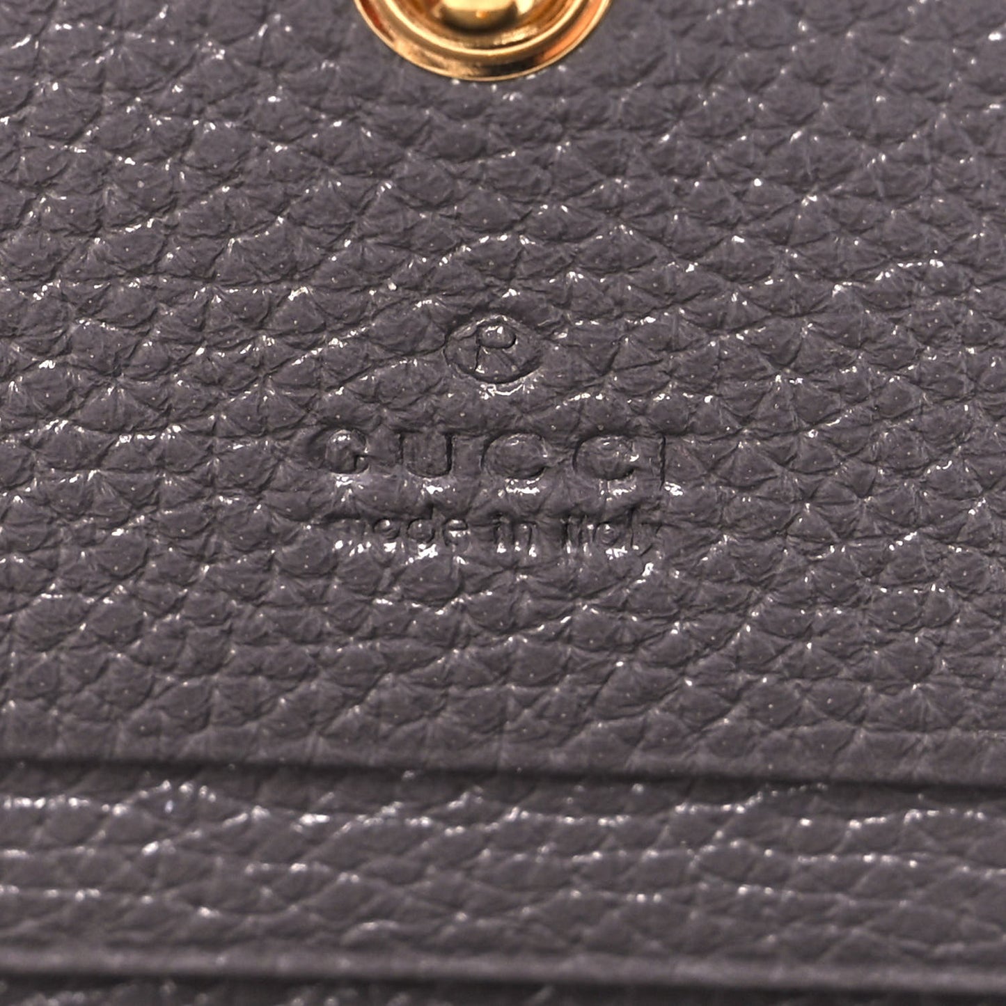 Grainy Calfskin Zumi Chain Card Case Wallet Dusty Grey