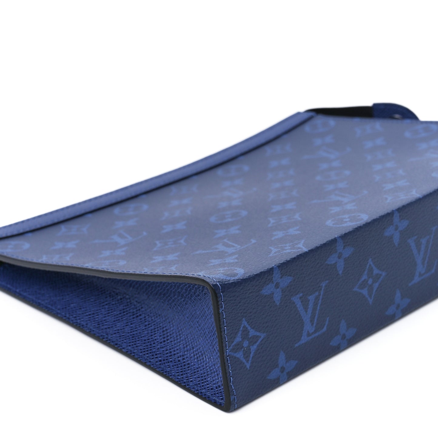 Monogram Eclipse Pochette Voyage MM Pacific Blue