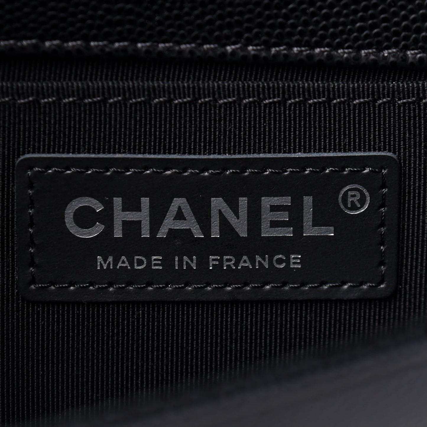 Caviar Quilted Medium Boy Flap Black