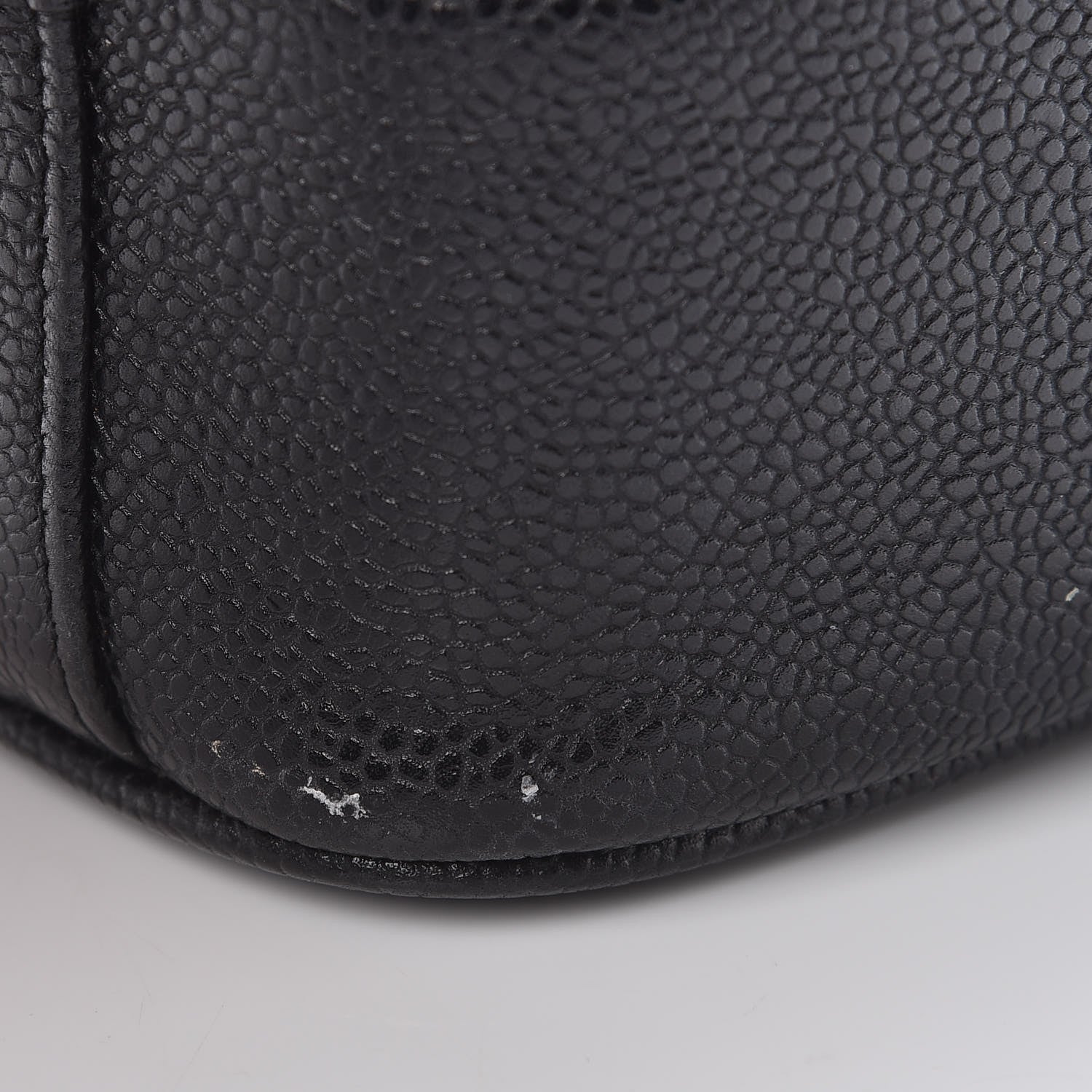 Chanel Caviar Vanity Cosmetic Case Black 12 of 14