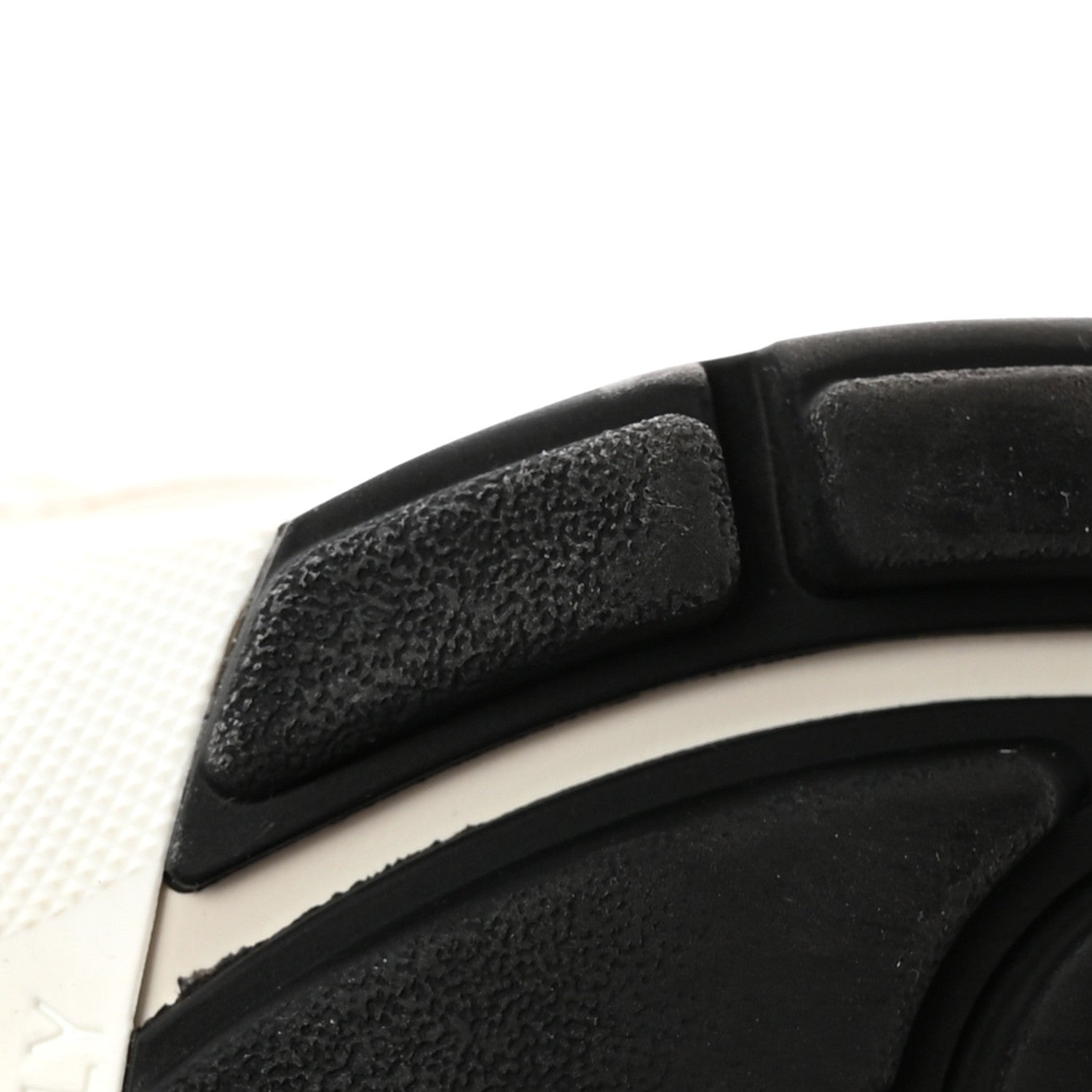 Chanel Fabric Laminated Calfskin Stretch CC Womens Sneakers 39.5 White Gold Silver 10 of 15