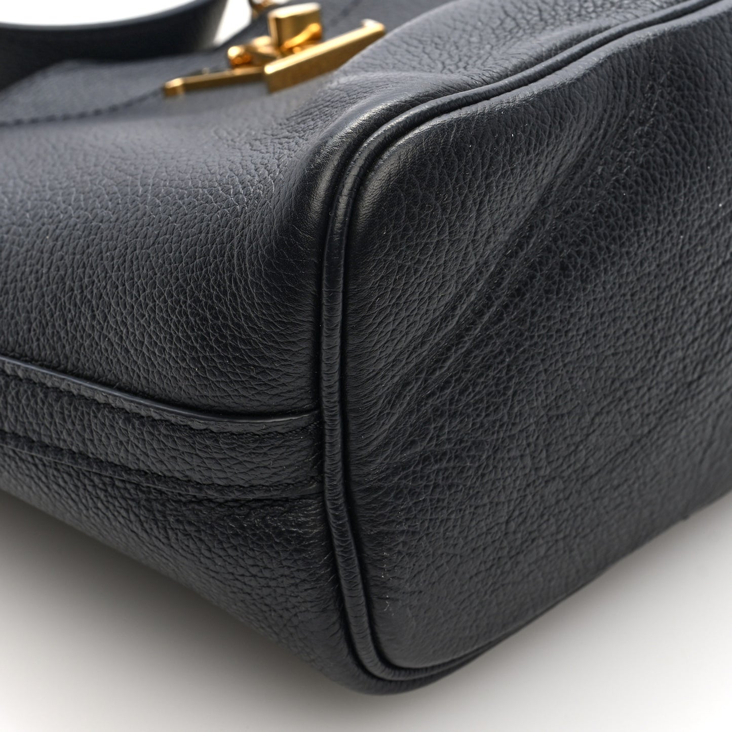 Calfskin Lock and Walk Bucket Black