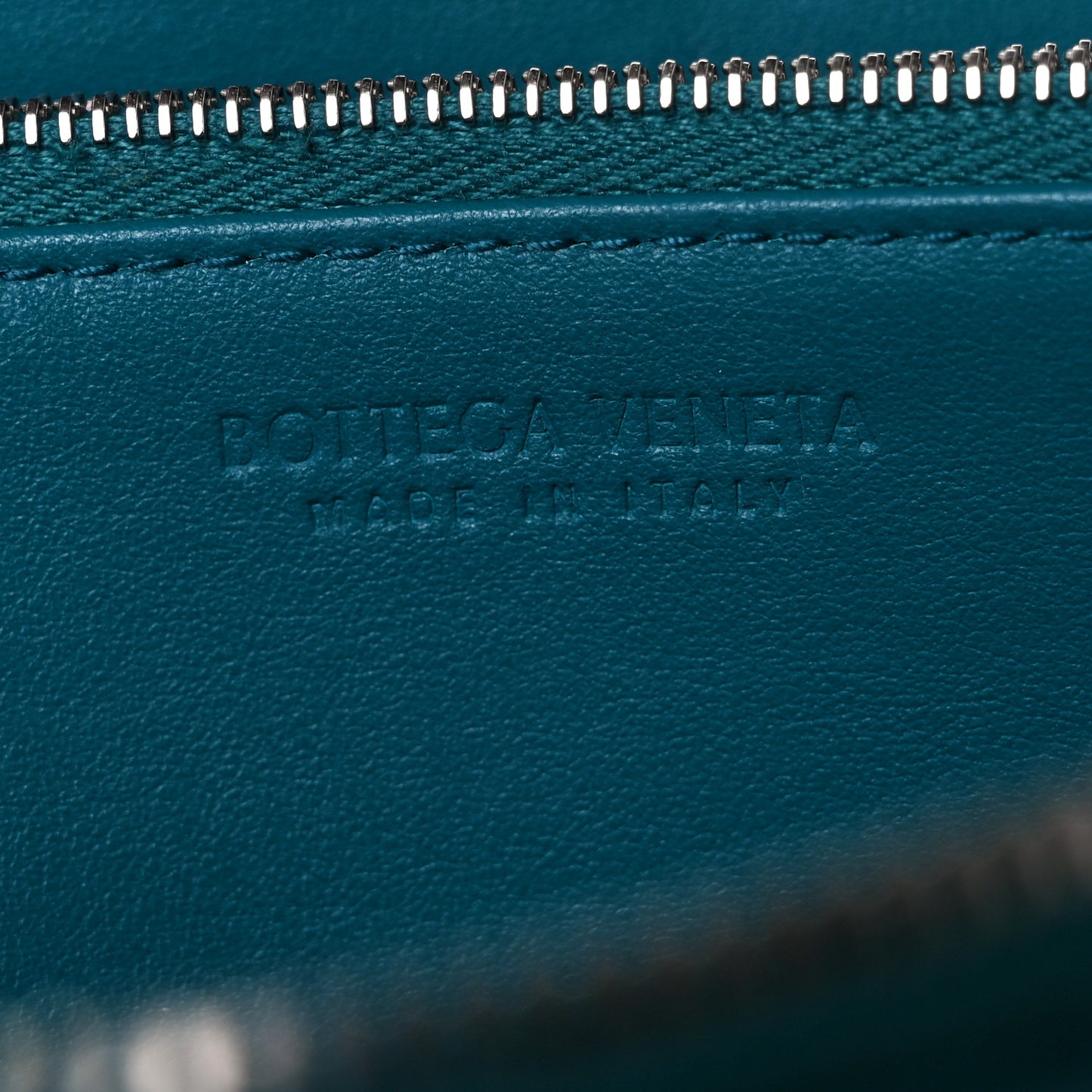 Nappa Maxi Intrecciato Zip Wallet Blaster