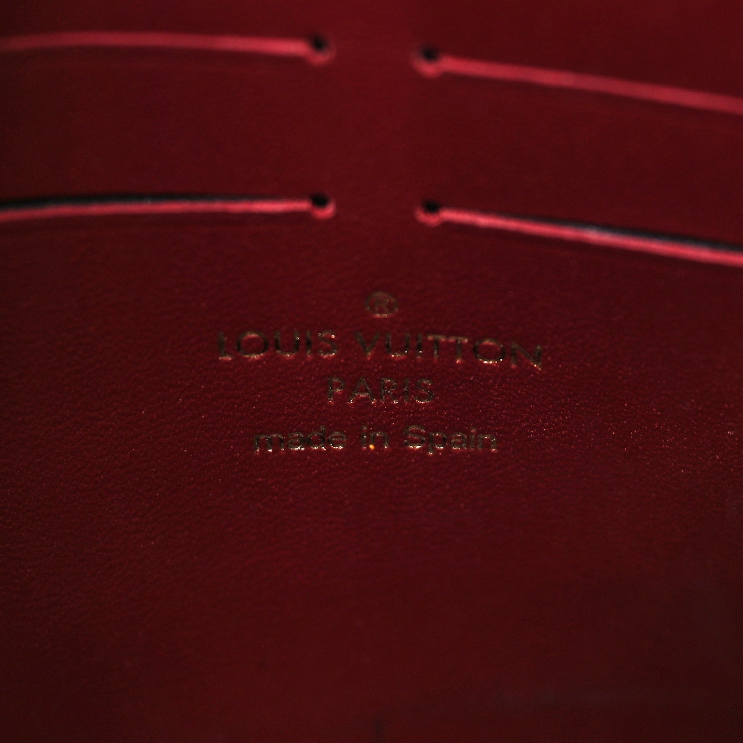 Damier Ebene Vavin Chain Wallet Bordeaux