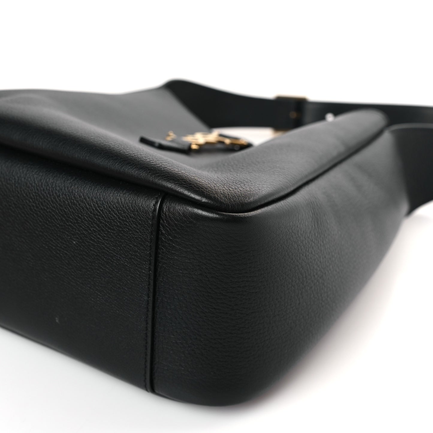 Smooth Calfskin Small Le 5 A 7 Soft Hobo Black