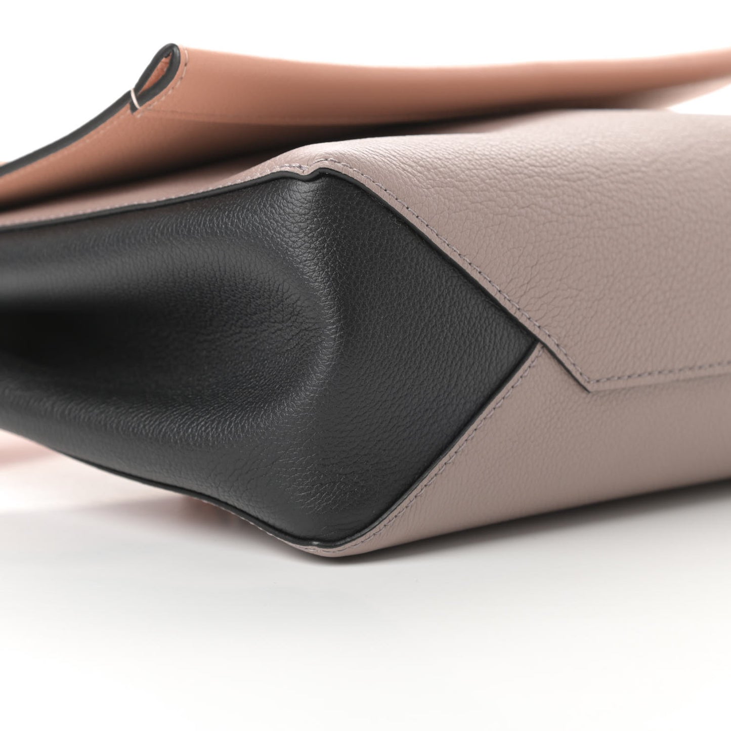 Soft Calfskin Lockme II Top Handle Venus Black Mastic
