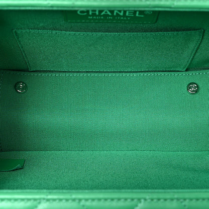 Chanel Quilted Lambskin Metal Bar Clutch Bag Green 4 of 7