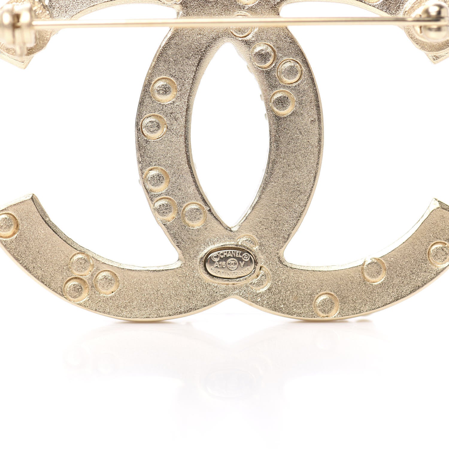 Chanel Pearl CC Brooch Gold 3 of 4