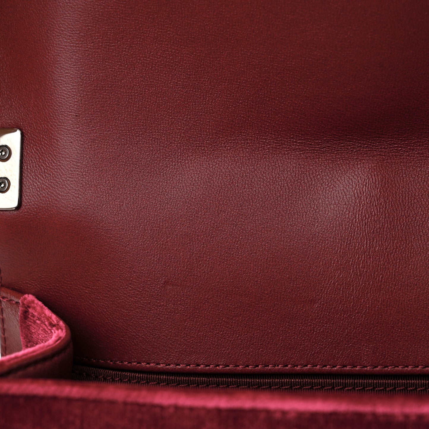 Velvet Quilted Medium Boy Flap Burgundy