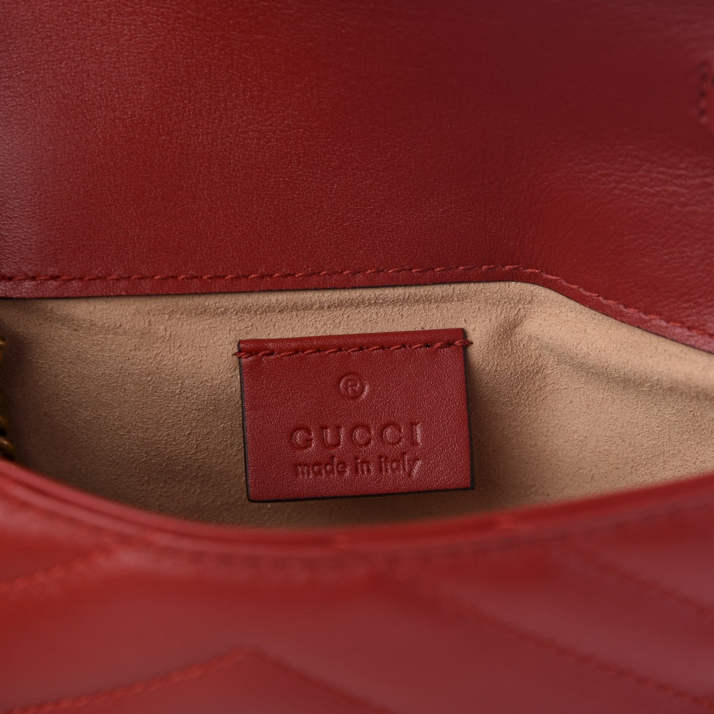 Calfskin Matelasse Super Mini GG Marmont Shoulder Bag Hibiscus Red