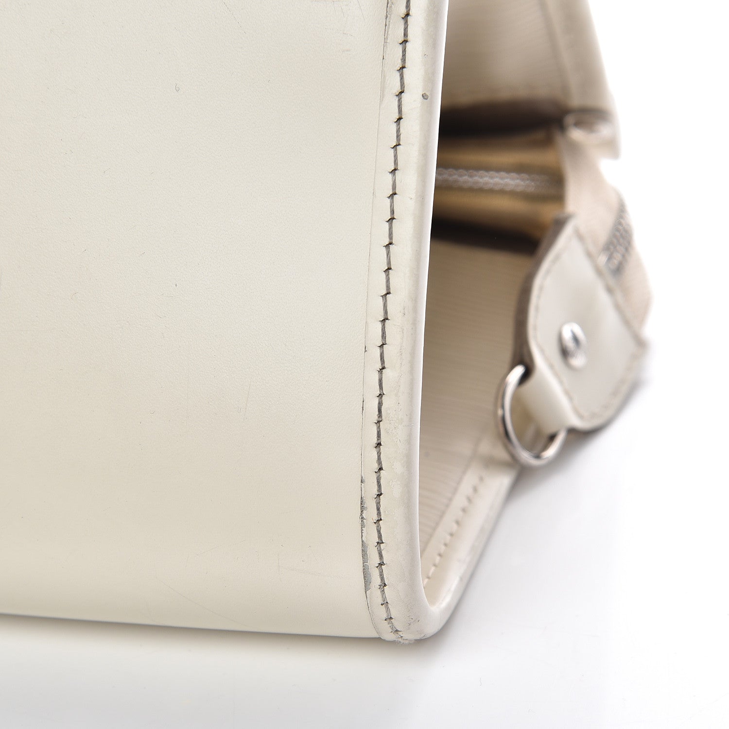 Louis Vuitton Epi Madeleine PM Ivory 22 of 23