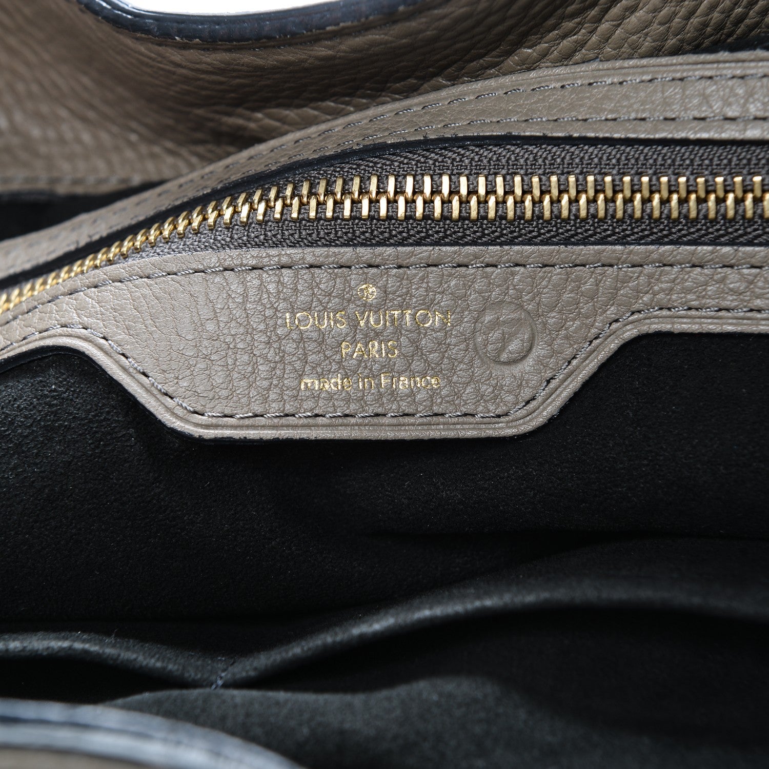 Louis Vuitton Mahina Cirrus PM Taupe 6 of 9