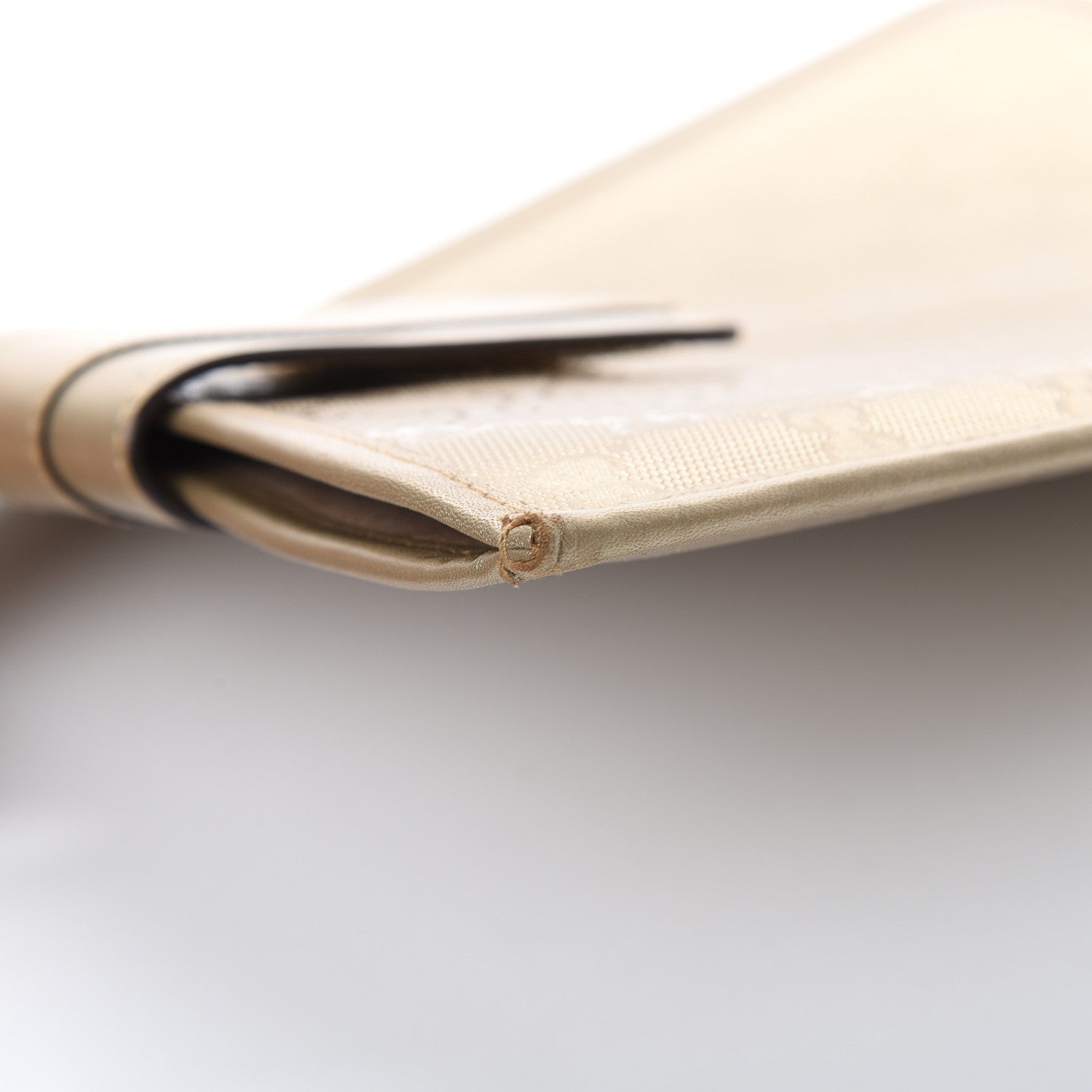 Gucci Imprime Monogram iPad Case Gold 6 of 7
