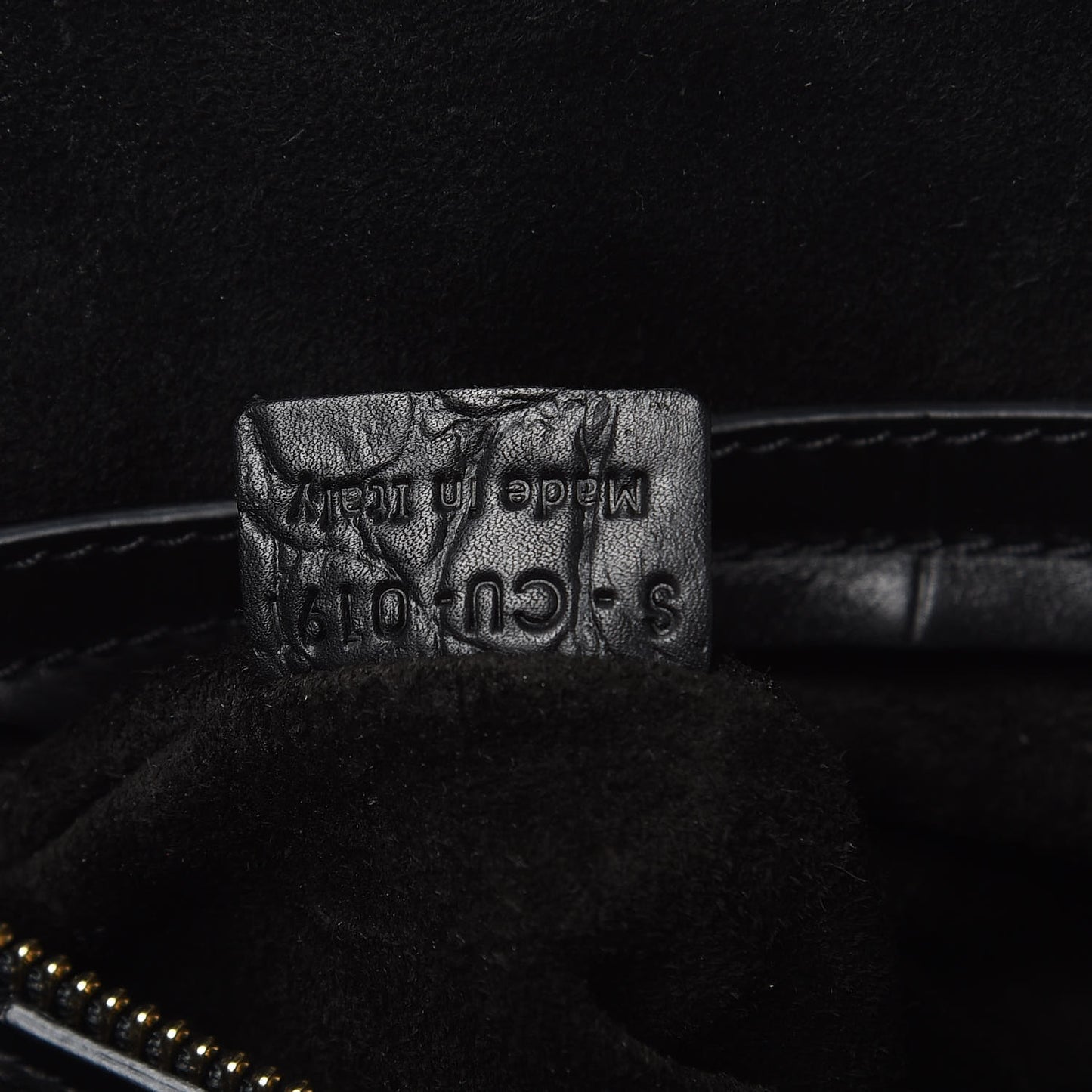 Crocodile Embossed Calfskin Medium Phantom Luggage Black