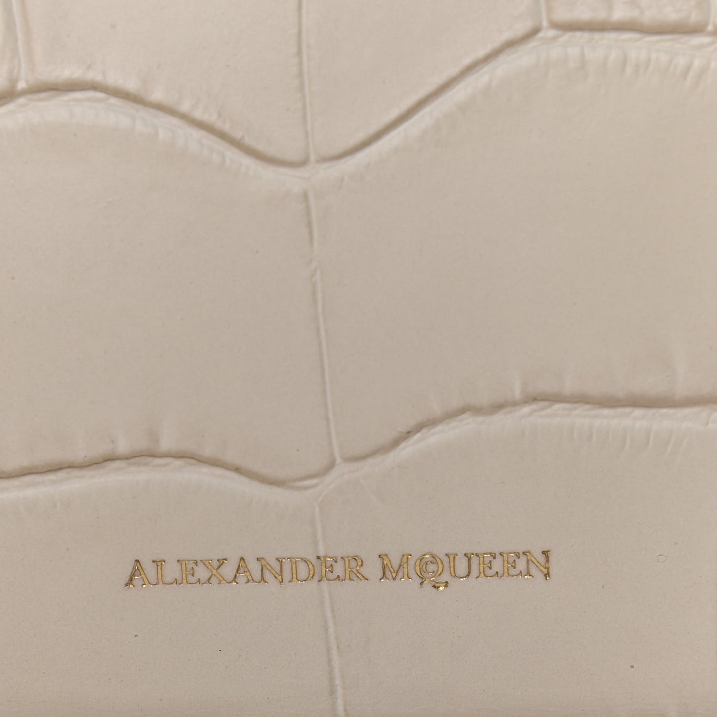 Calfskin Crocodile Embossed Box Shoulder Bag 16 Cream