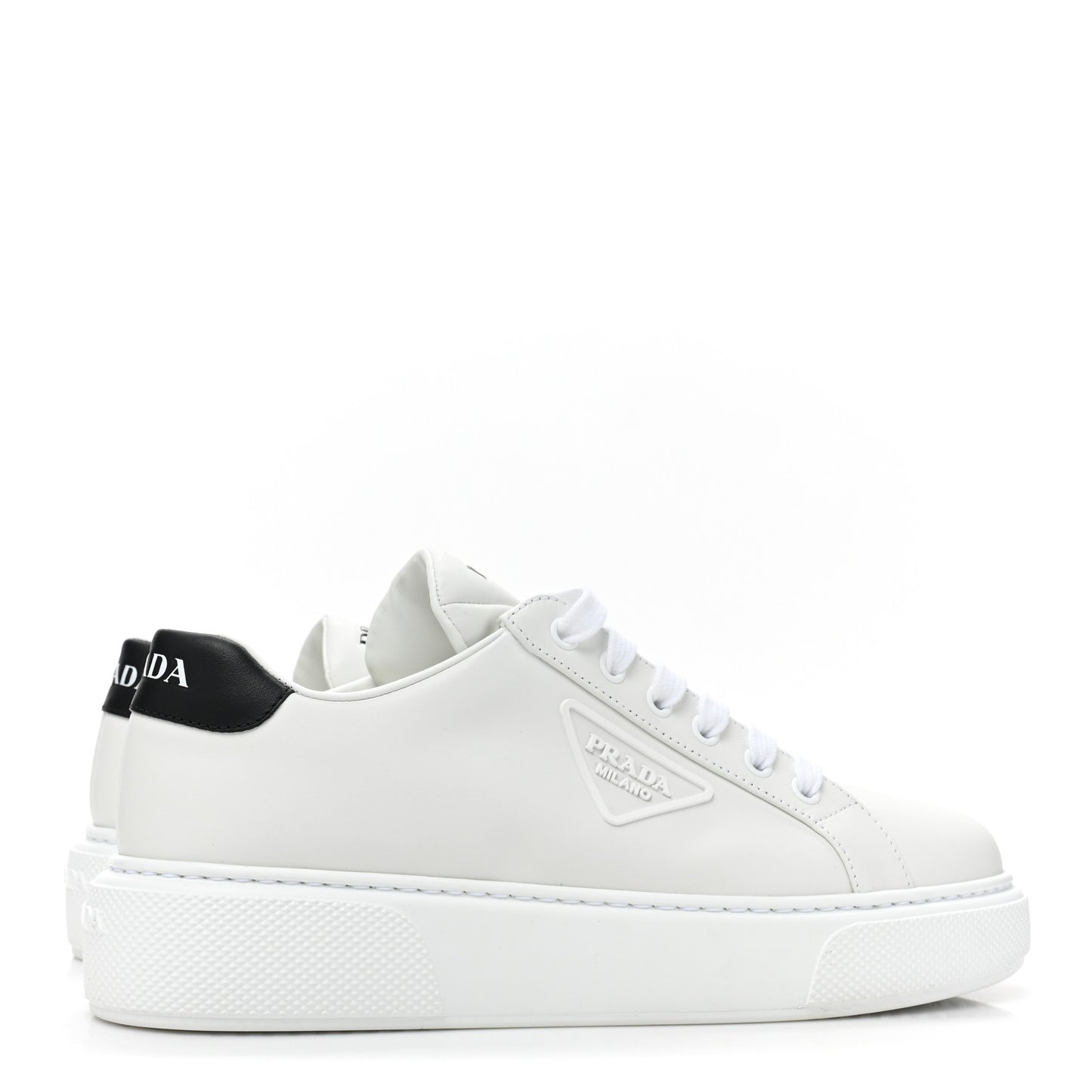 Vitello Soft Rubber Triangle Logo Womens Low Top 40mm Sneakers 38.5 White