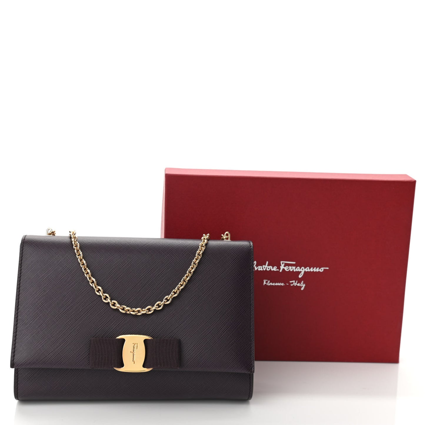 Hammered Calfskin Vara Bow Chain Flap Crossbody Bag Plum
