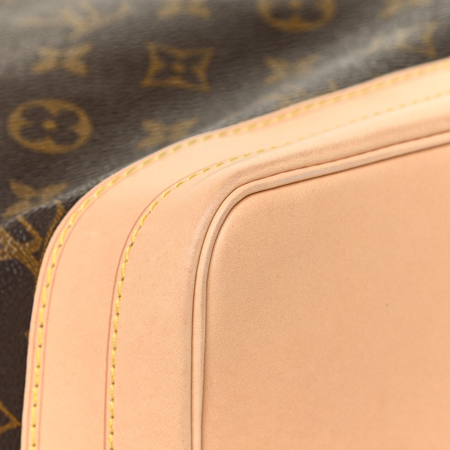 Monogram Noe