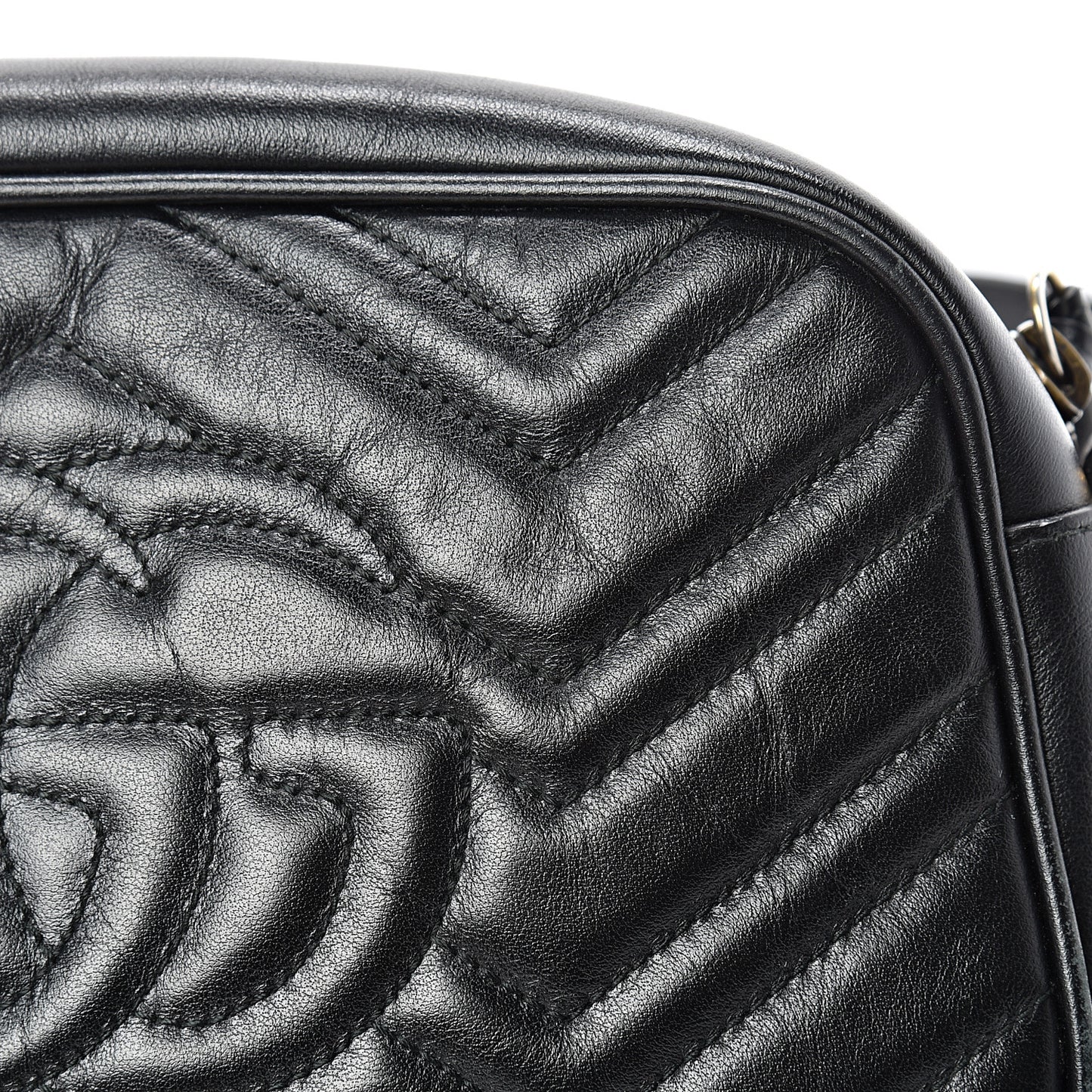 Calfskin Matelasse Small GG Marmont Chain Shoulder Bag Black