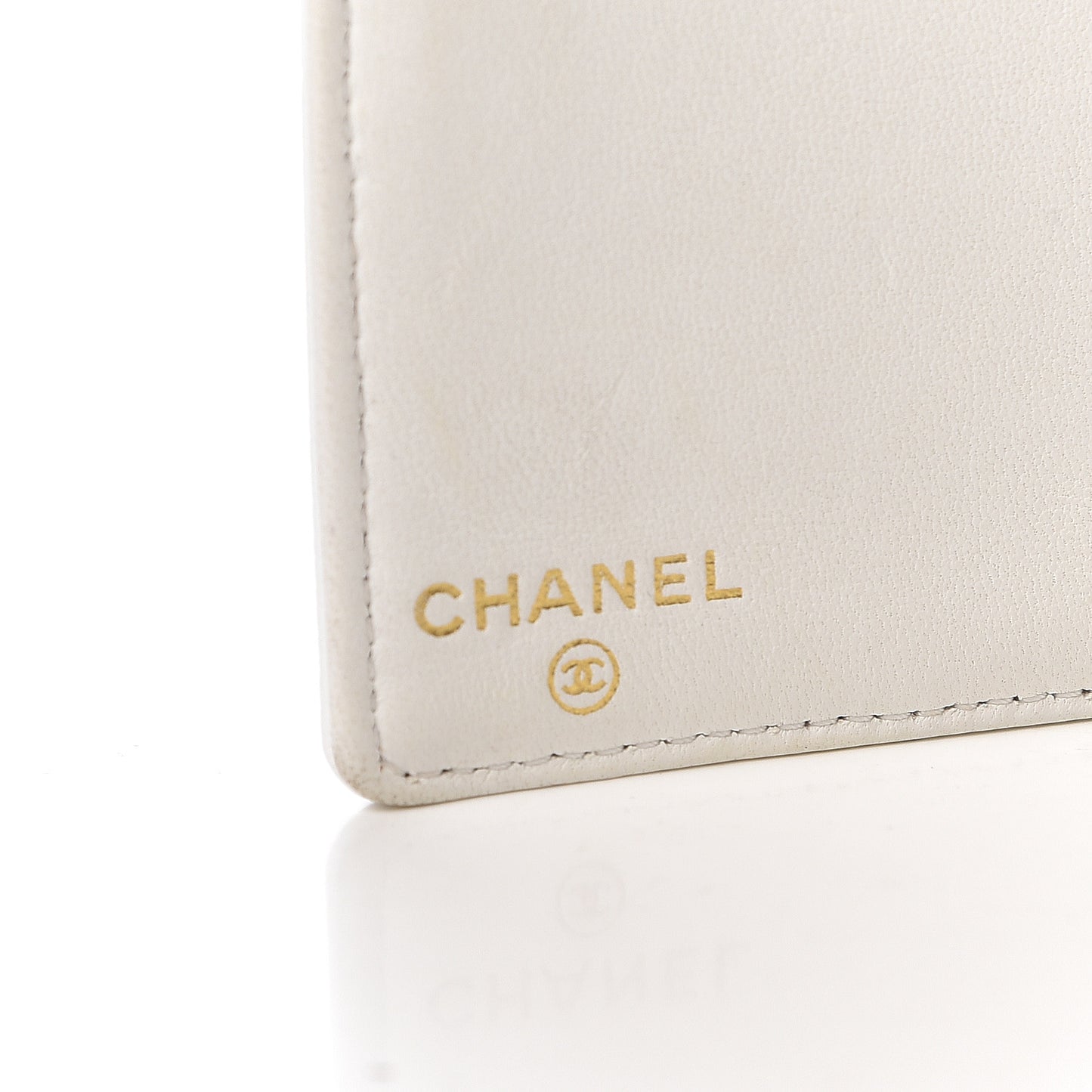 Caviar Timeless CC French Wallet White