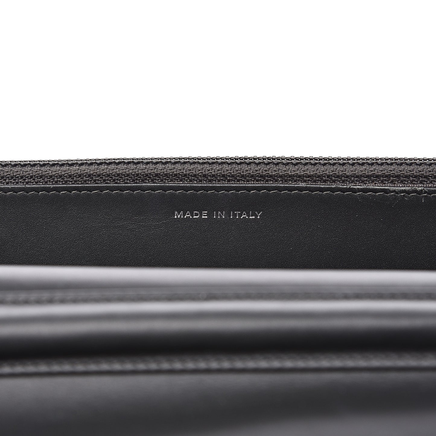 Patent Quilted Wallet On Chain WOC Black