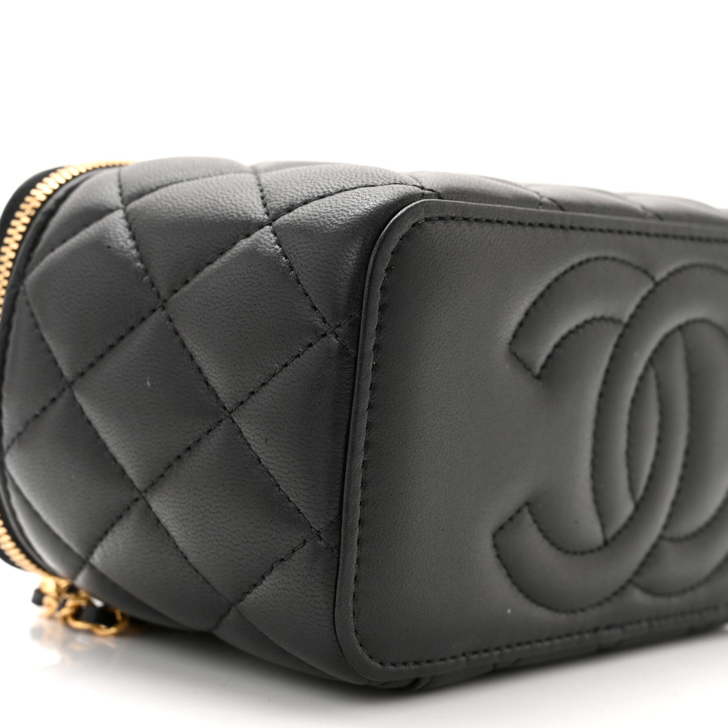 Lambskin Enamel Quilted Small Coco Hearts Vanity Case With Chain Black