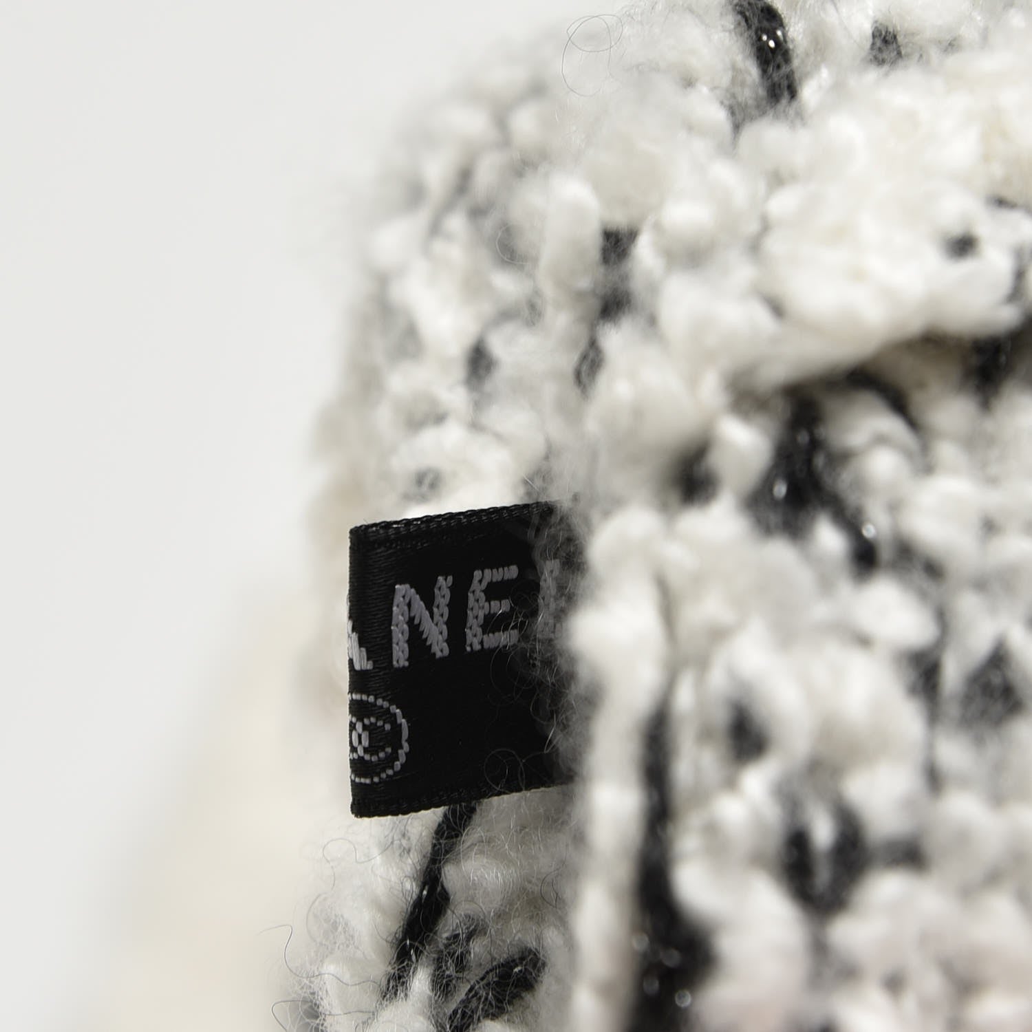 Chanel Cashmere Silk CC Arm Warmers White Black 4 of 4