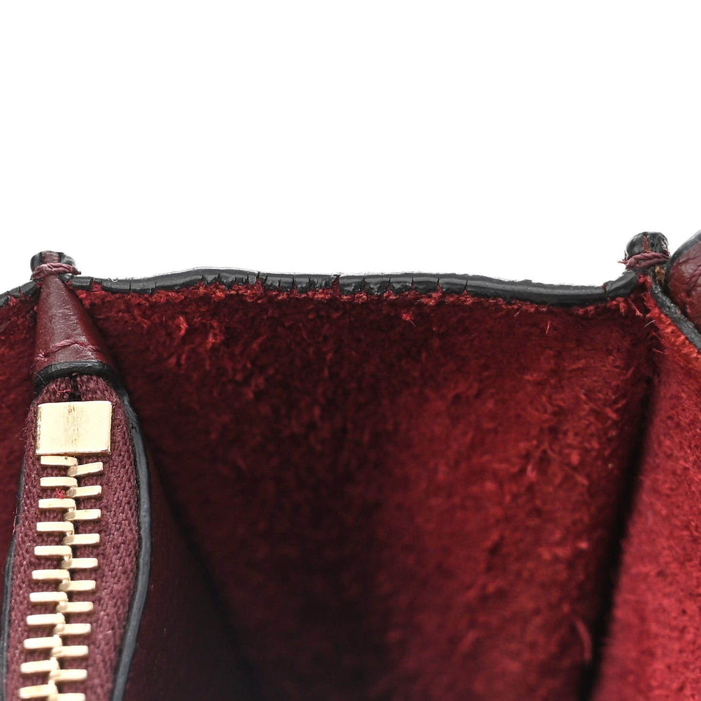 Pebbled Calfskin Rockstud Wallet on Chain Rubin