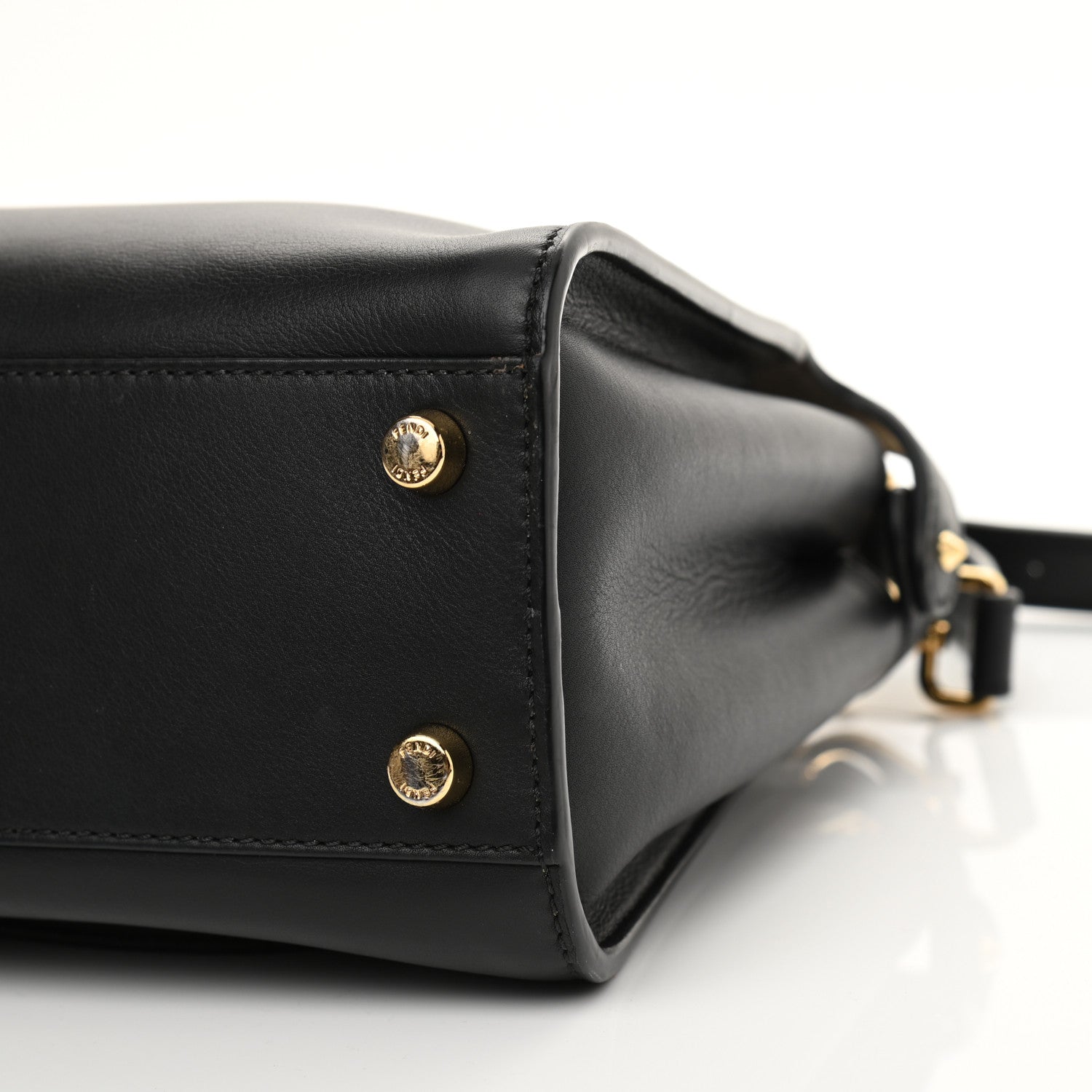 Fendi Vitello Tahiti Burro Medium Peekaboo Iconic Essentially Satchel Black Corda 10 of 11