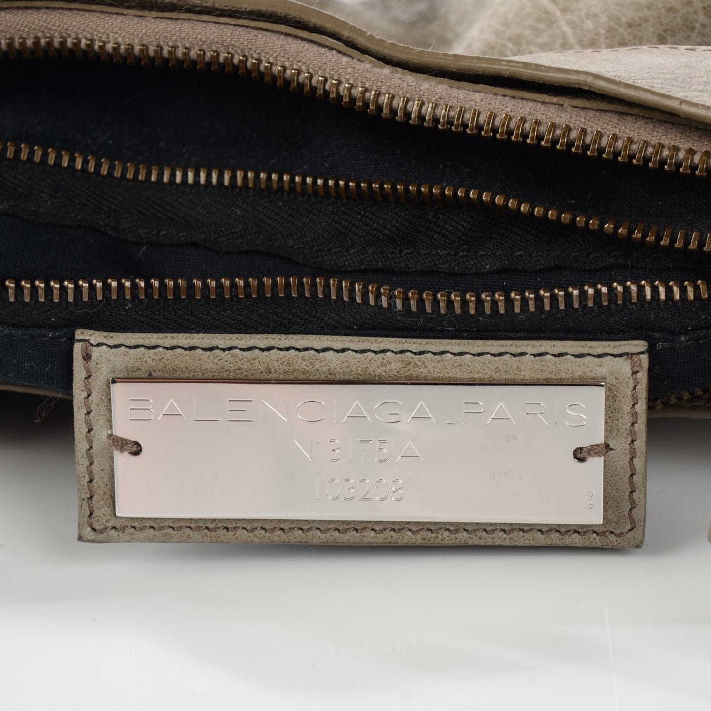 Chevre Classic Hardware First Taupe
