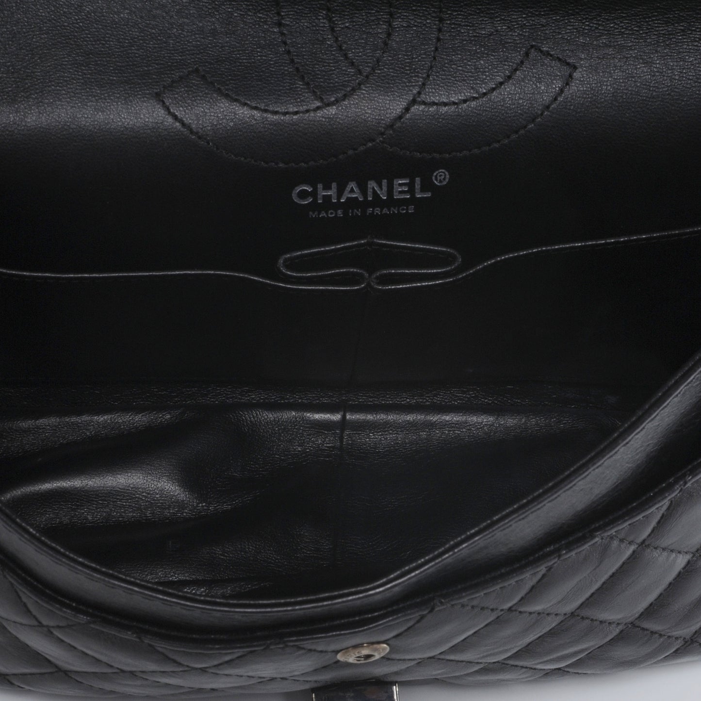 Calfskin 2.55 Reissue 226 Flap Metallic Black