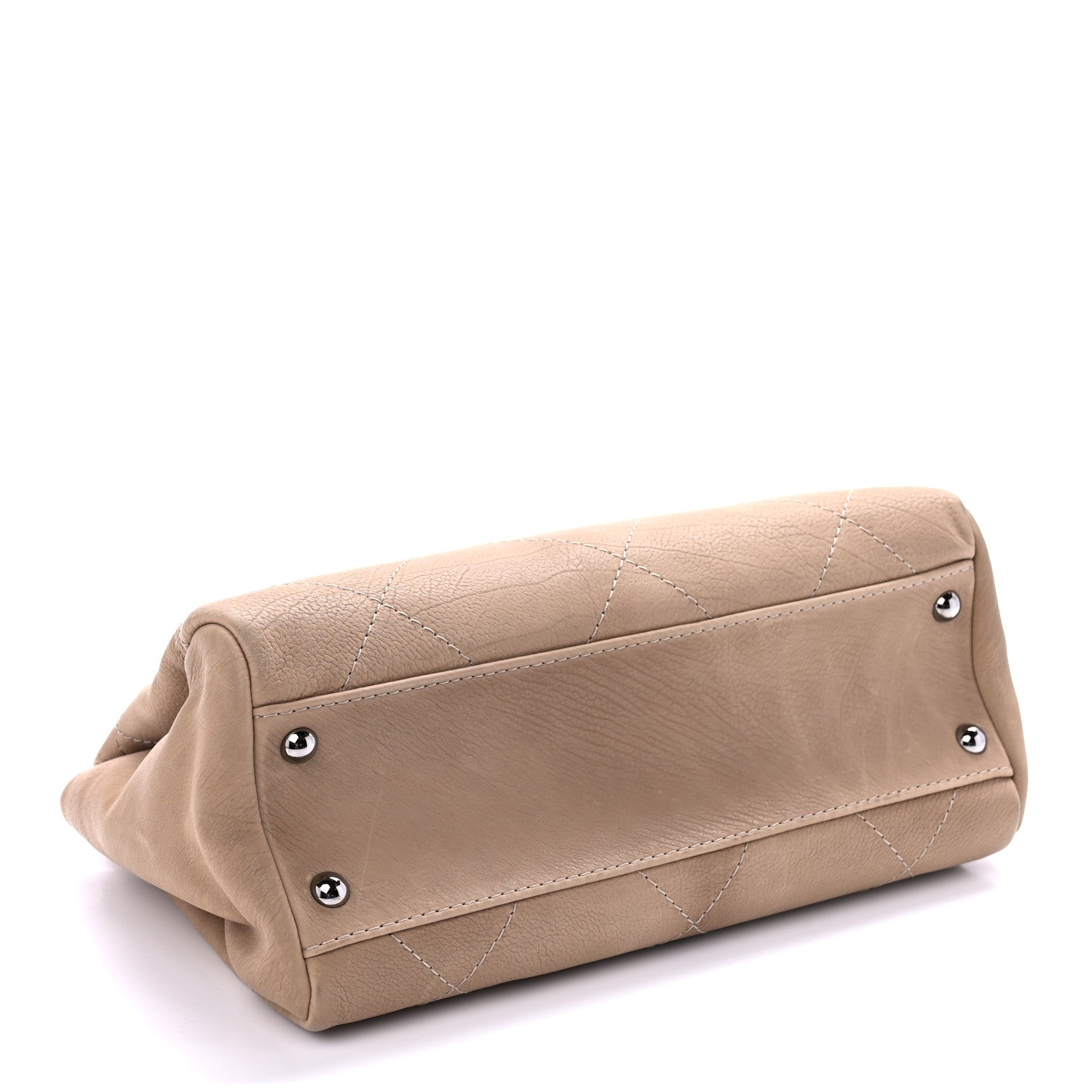 Chanel Washed Calfskin Diamond Stitch Large Hamptons Shopping Tote Beige 4 of 9