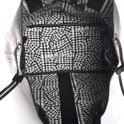 MCM Visetos Medium Liz Reversible Shopper Tote Black 11 of 16