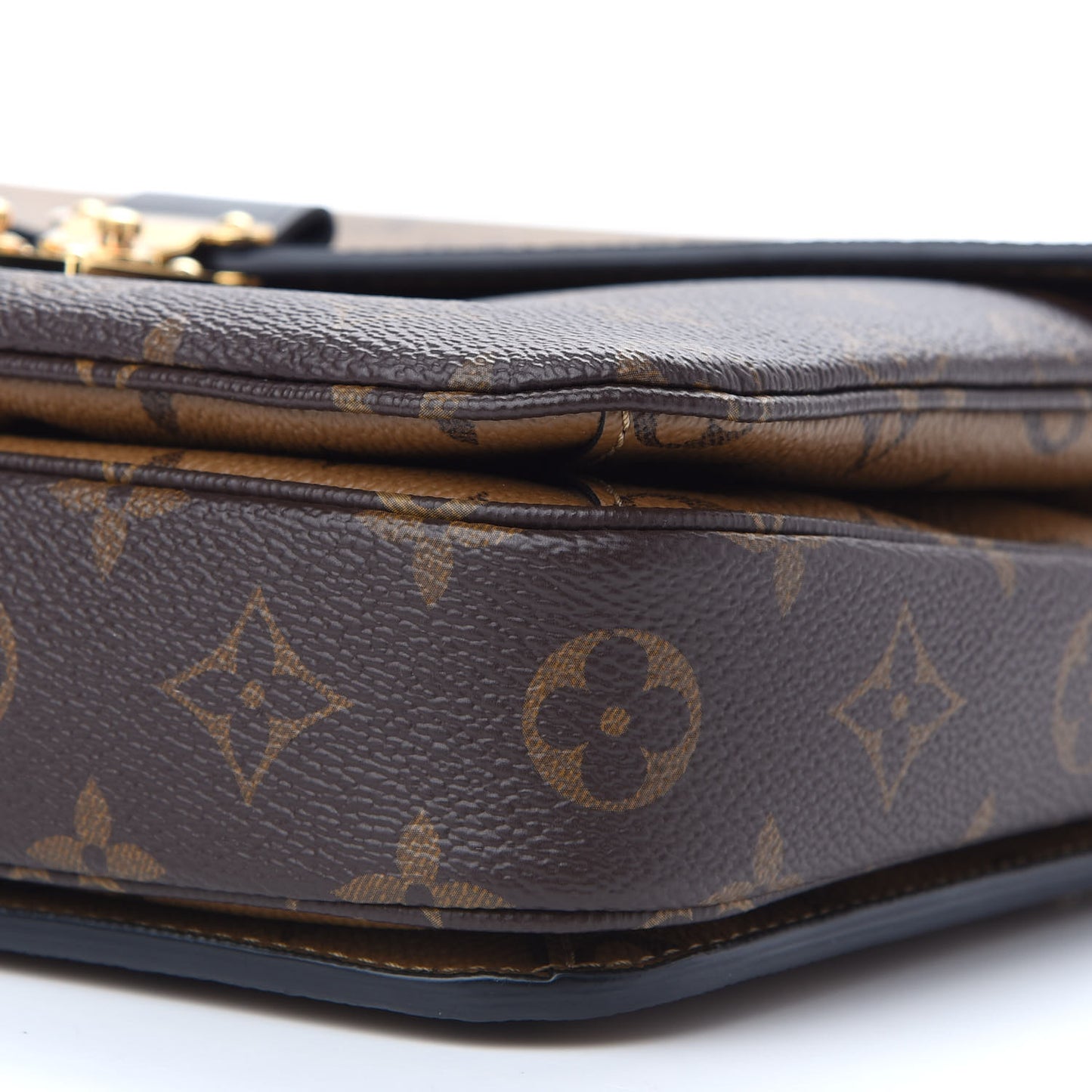Reverse Monogram Pochette Metis