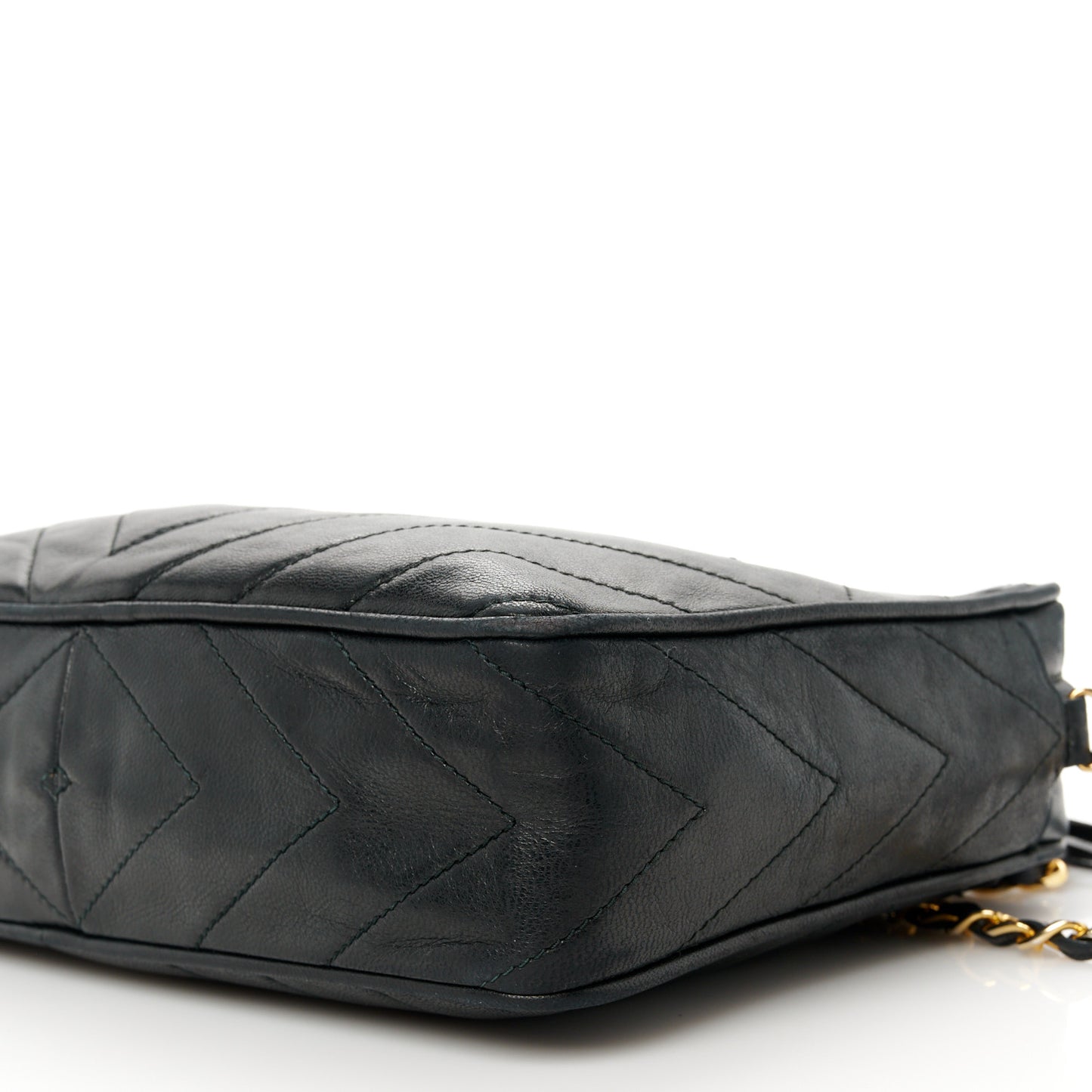 Lambskin Chevron Quilted Tassel Camera Case Black