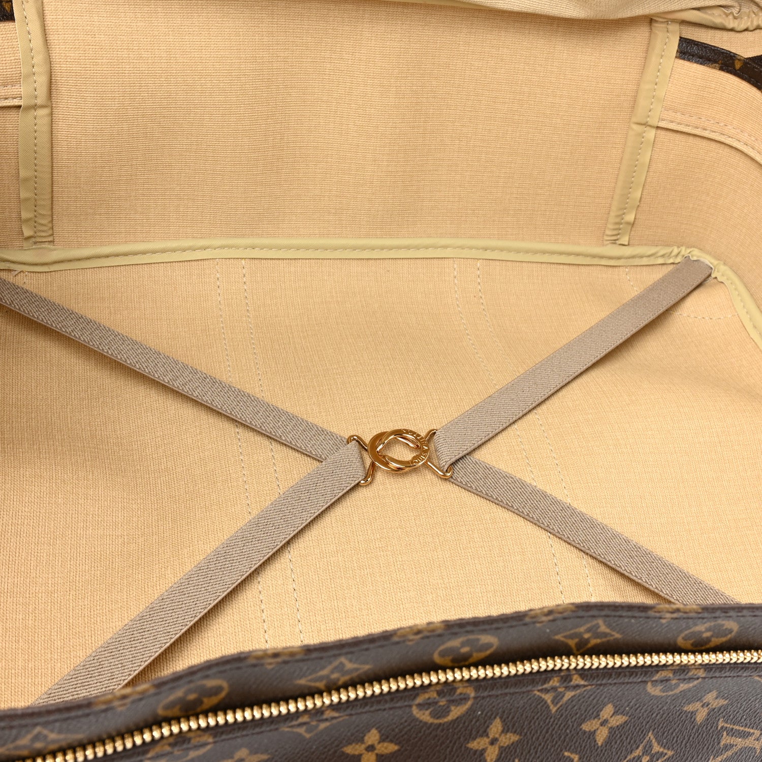 Louis Vuitton Monogram Sirius 45 6 of 17